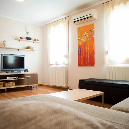 Сasa de vacaciones Beautiful Holiday House Emma With Private Pool Kanfanar