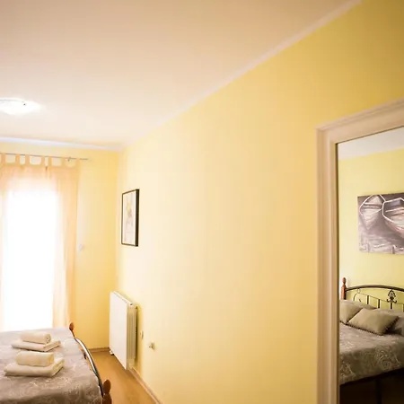 Beautiful Holiday House Emma With Private Pool Сasa de vacaciones