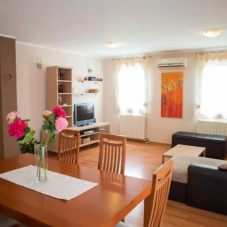 Beautiful Holiday House Emma With Private Pool Holiday home *